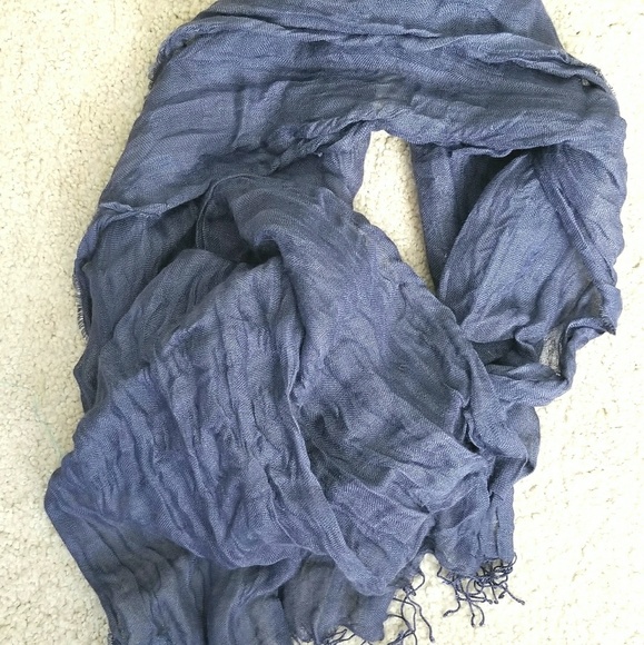 J. Crew Accessories - J. Crew blue crinkle scarf
